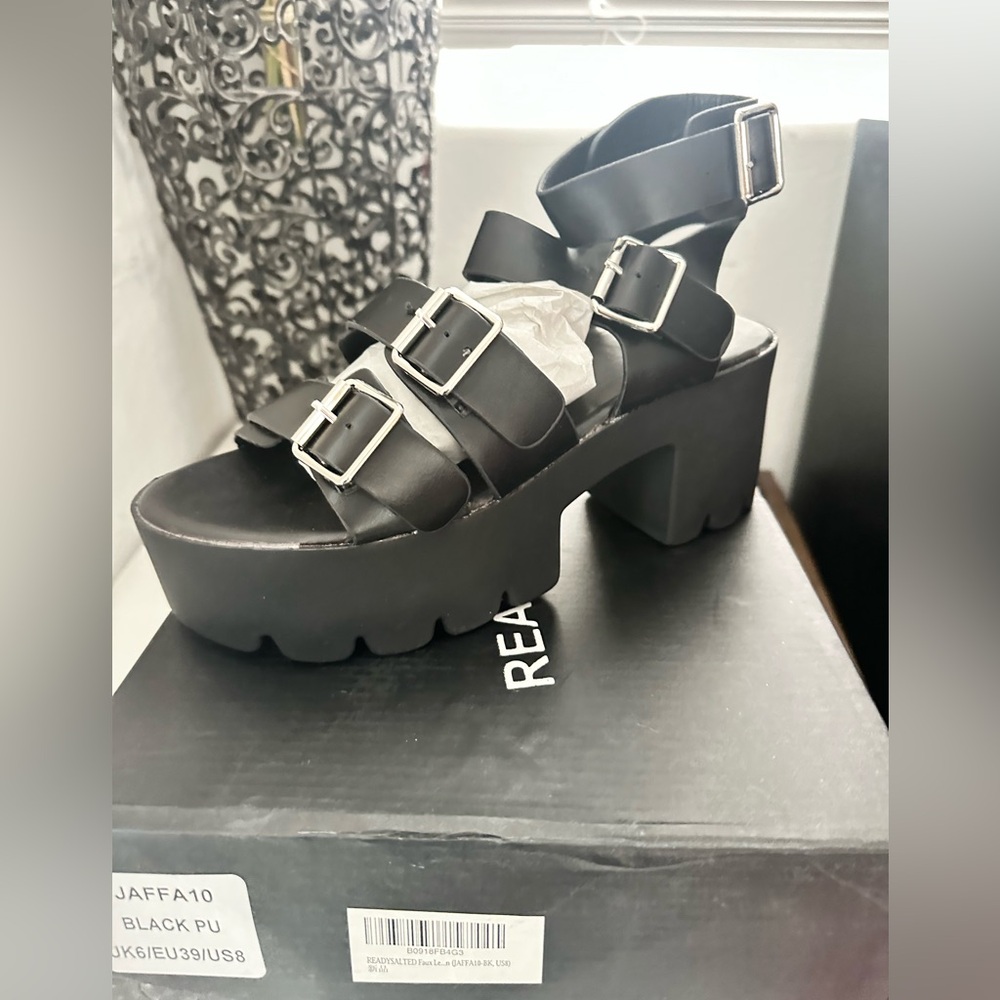 Ready Salted Platform Sandals size 8 NWT